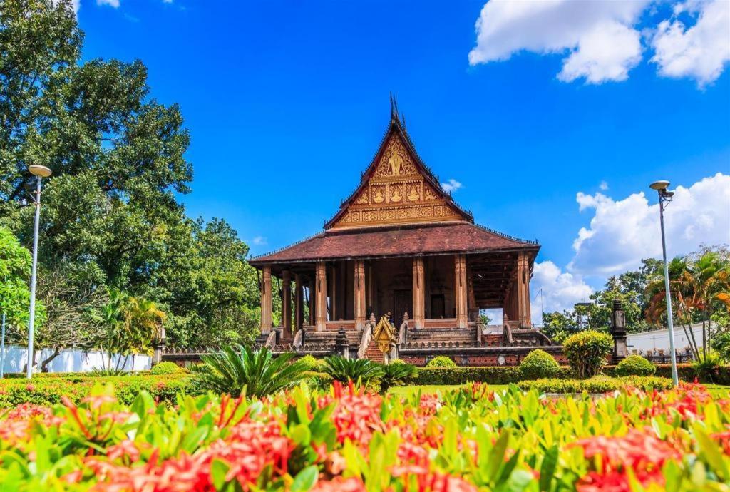San Jiang Grand Hotel Vientiane Extérieur photo