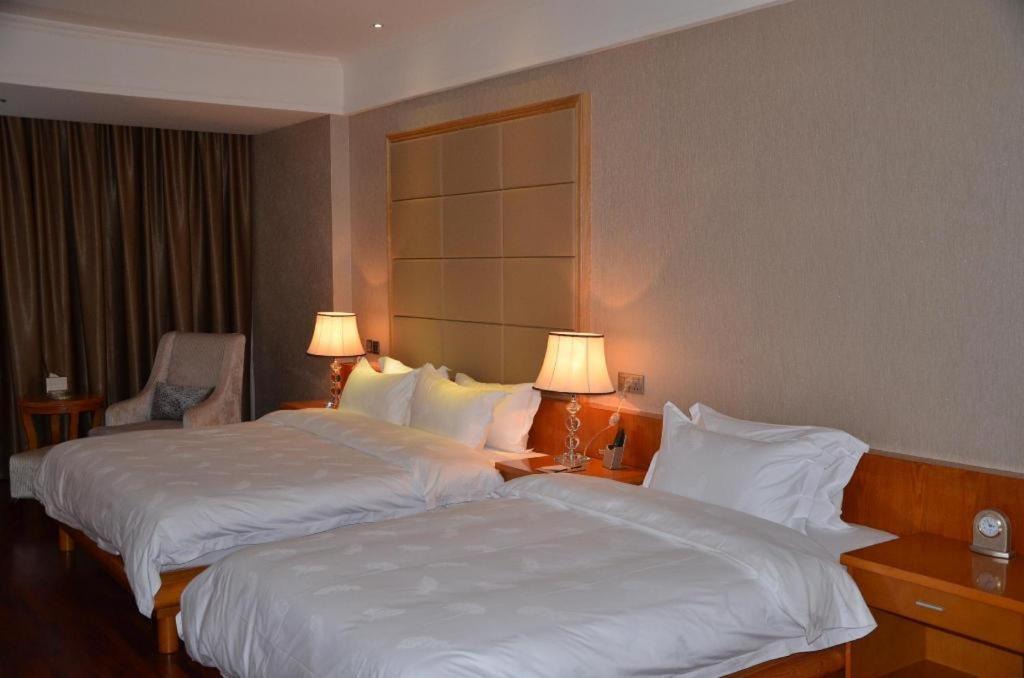 San Jiang Grand Hotel Vientiane Extérieur photo